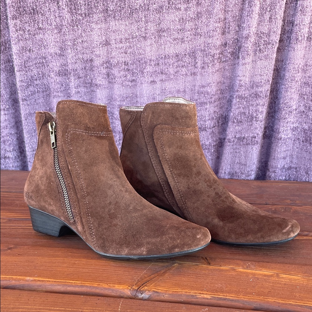 Taos Footwear Rich Brown Suede Ankle Boots